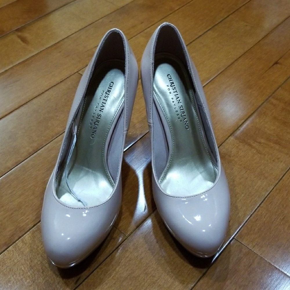 Christian Siriano pump